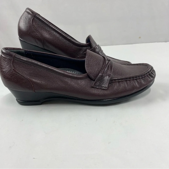 SAS Womens 9M Burgundy Leather Penny Loafers Wedge Tripad Comfort Shoes - Picture 1 of 8